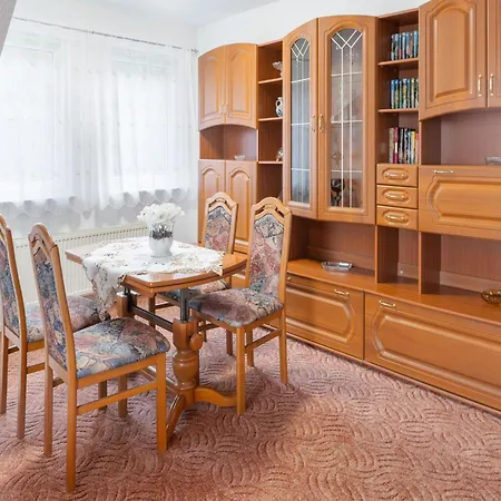 Mit Ruhigem Aufenthalt In Dresden, Cleaning Included דירה *