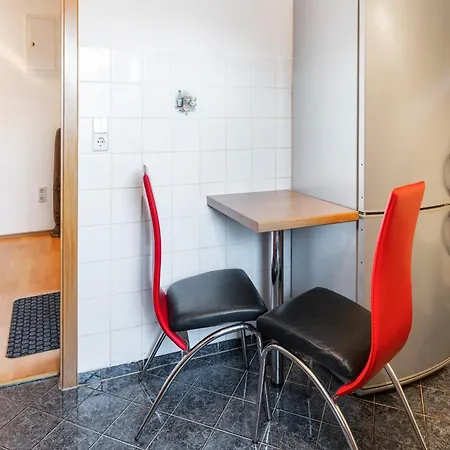 דירה Mit Ruhigem Aufenthalt In Dresden, Cleaning Included