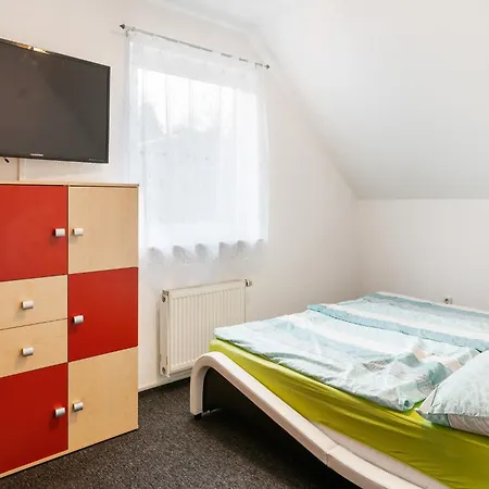 Apartament Mit Ruhigem Aufenthalt In Dresden, Cleaning Included